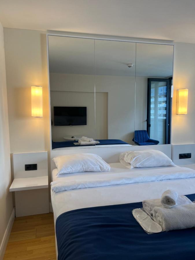 Orbi City Aparthotel Black Sea View Батуми Экстерьер фото