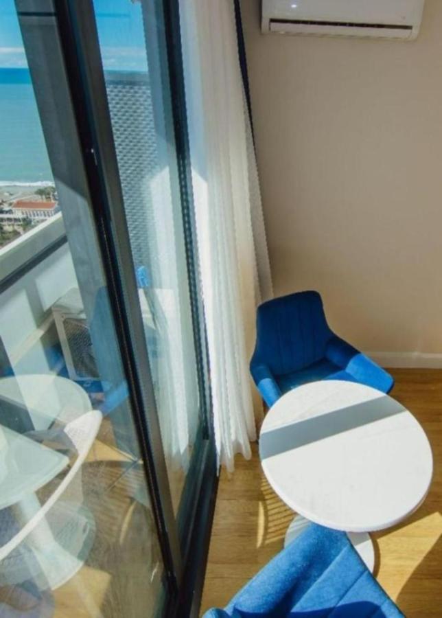 Orbi City Aparthotel Black Sea View Батуми Экстерьер фото