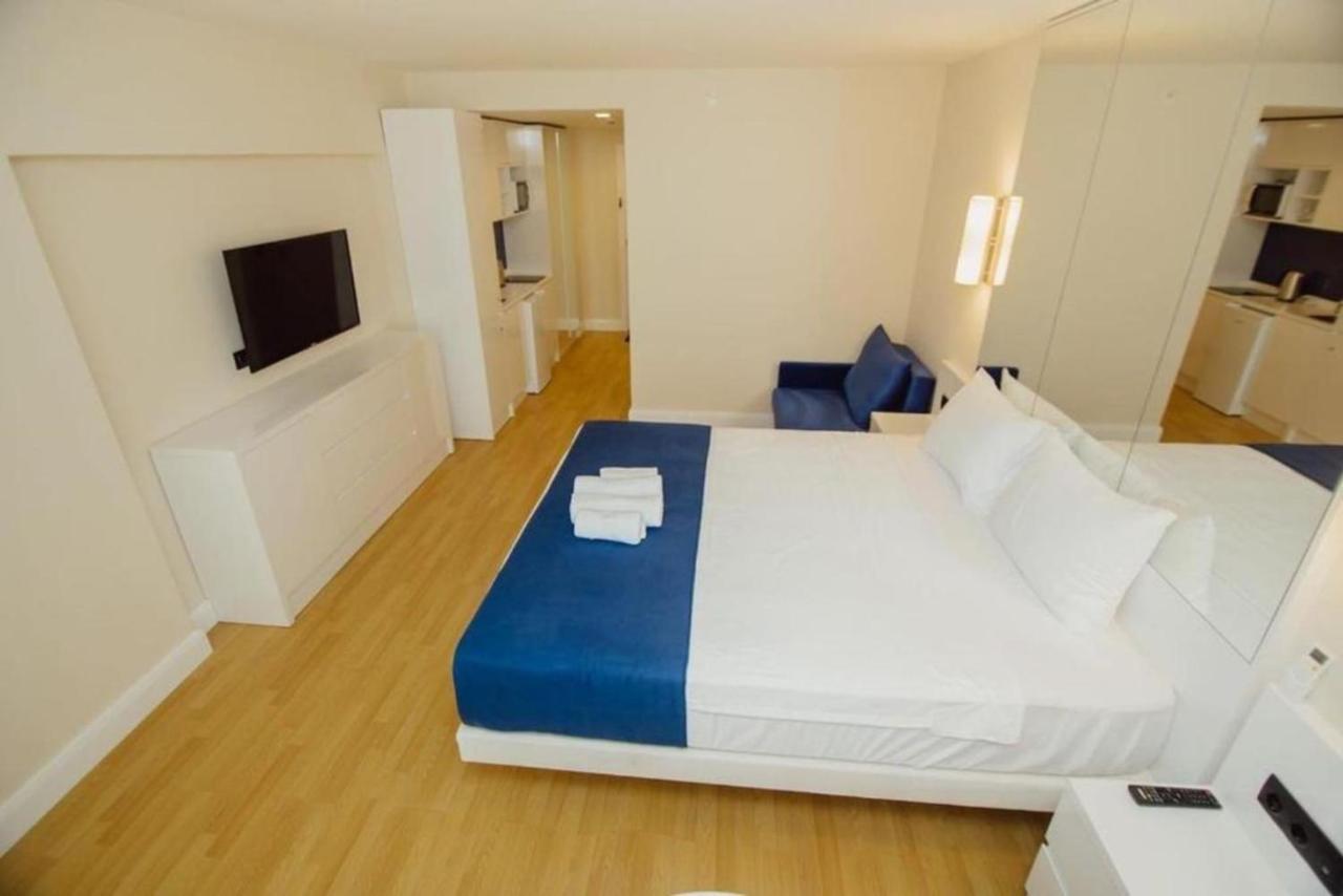Orbi City Aparthotel Black Sea View Батуми Экстерьер фото